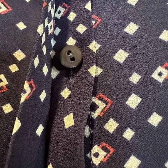 SPLASH Geometric Patterned Blouse - Picture 3 of 5